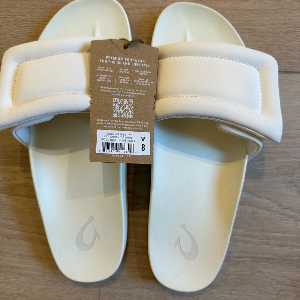 OluKai White Minimalist Sandals - Picture 2 of 4